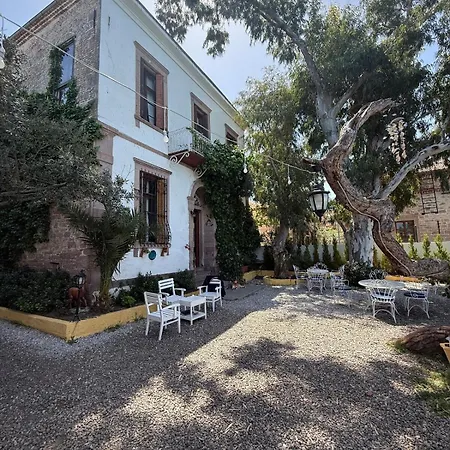 Private 2br In Historic Seafront Mansion W Balcony & Cunda View Villa