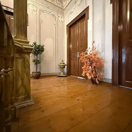 Private 2br In Historic Seafront Mansion W Balcony & Cunda View Villa *