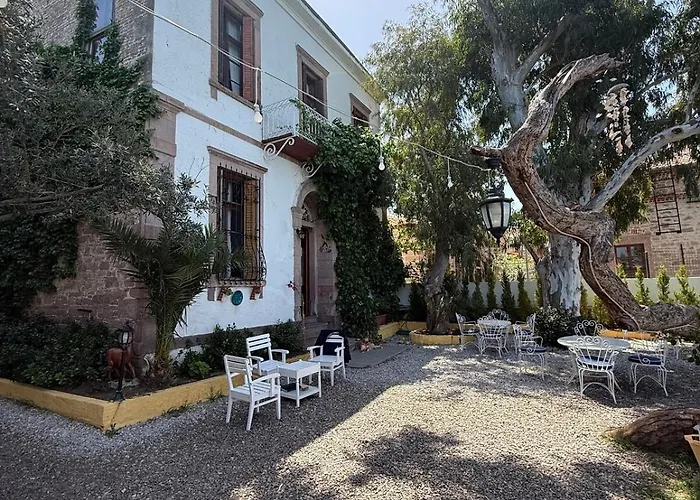 Private 2br In Historic Seafront Mansion W Balcony & Cunda View Villa