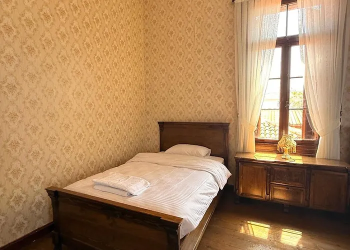 Private 2br In Historic Seafront Mansion W Balcony & Cunda View Ayvalı