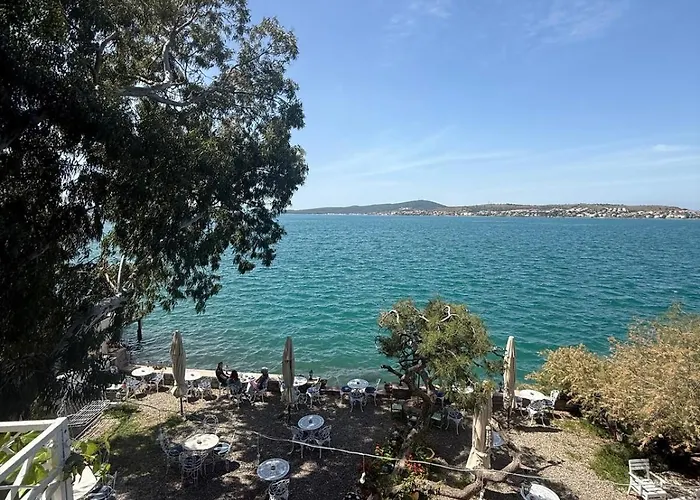 Private 2br In Historic Seafront Mansion W Balcony & Cunda View * Ayvalı