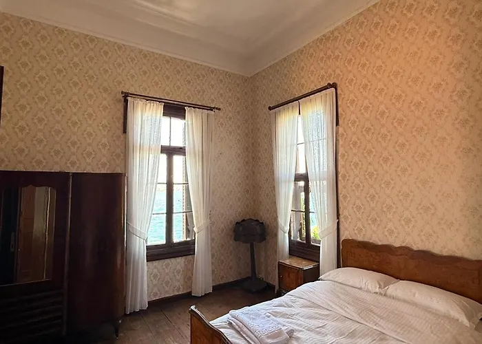 Private 2br In Historic Seafront Mansion W Balcony & Cunda View Villa Ayvalik